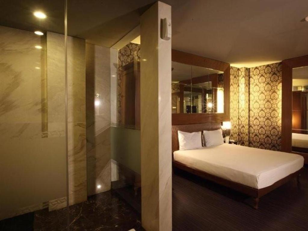Hotel 108 By Him 3*